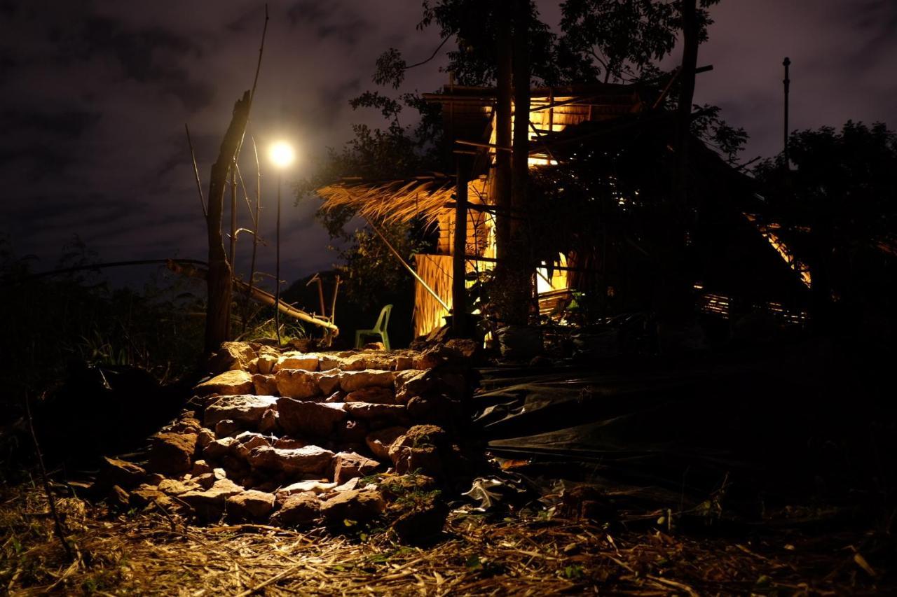 فندق Royal Mountain Hut Ratchaburi المظهر الخارجي الصورة