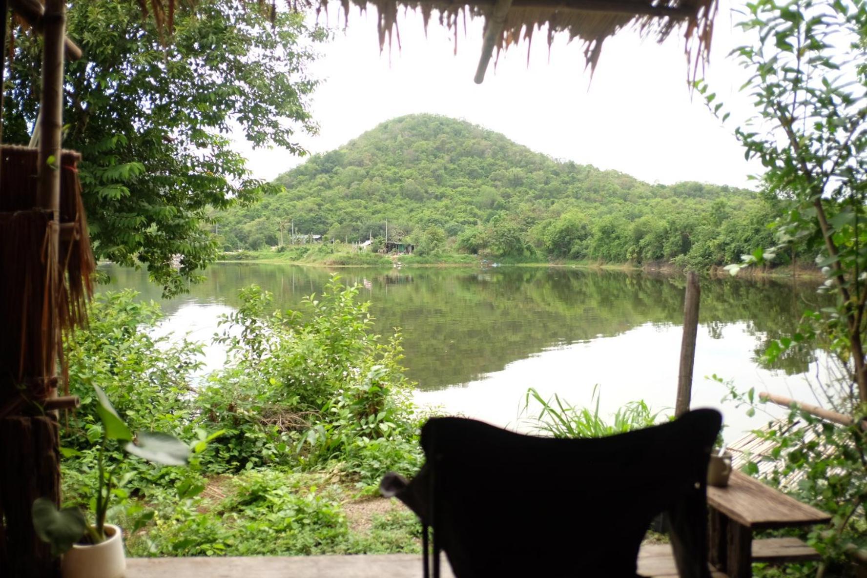 فندق Royal Mountain Hut Ratchaburi الغرفة الصورة